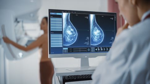 Mammographie - Examen d'imagerie du sein à Brest